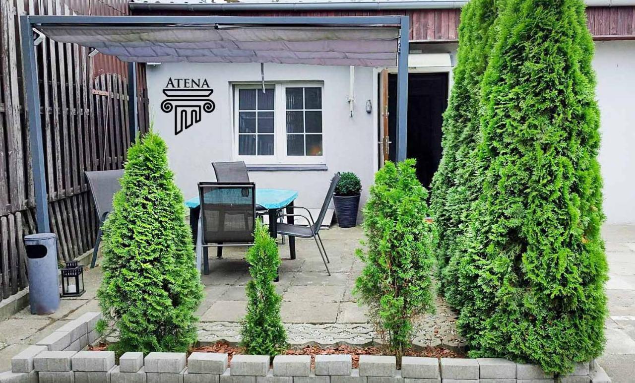 Atena Rumia Ngoại thất bức ảnh